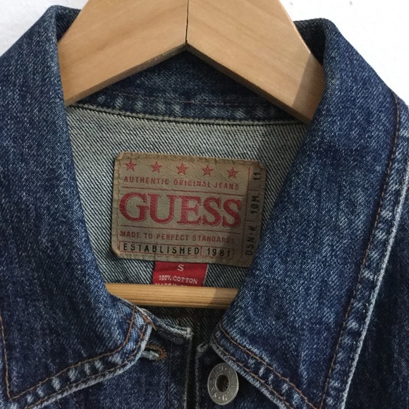 Vintage GUESS Medium Wash Denim Jacket - Picture 5 of 5